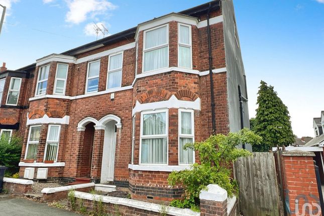 4 bedroom end of terrace house for sale