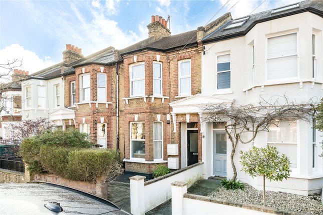 London SW17 2 bed apartment for sale