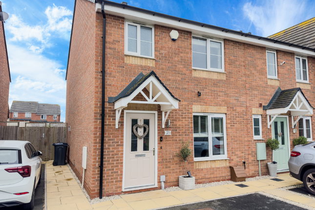 3 bedroom semi-detached house for sale