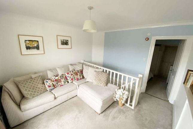 1 bedroom maisonette for sale