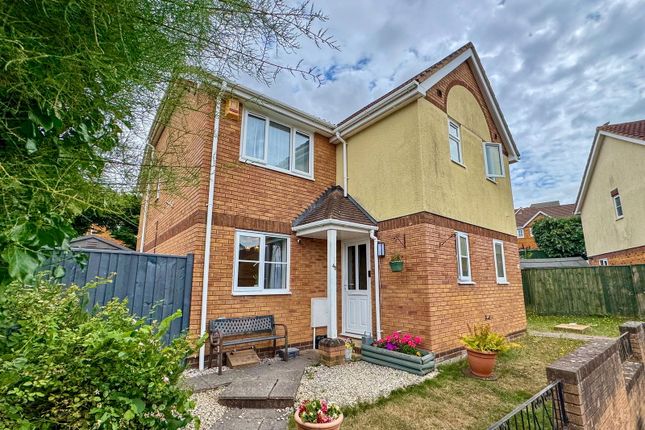 Avery Hill, Newton Abbot TQ12 3 bed semi