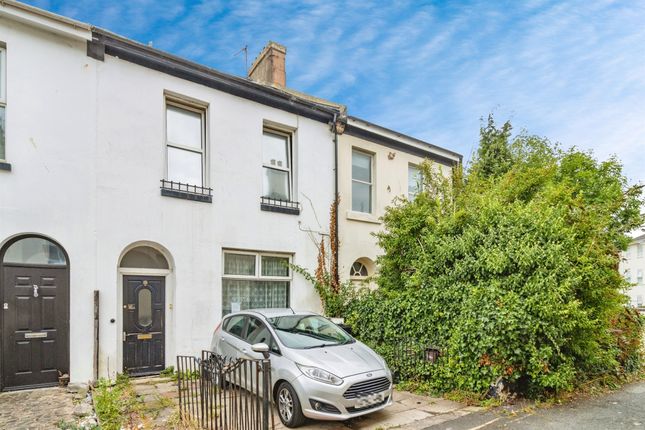 1 bedroom ground floor flat for sale