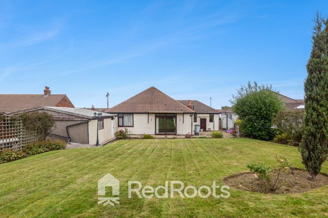 Skelmanthorpe, West Yorkshire HD8 3 bed detached bungalow for sale