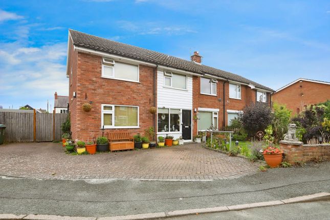 Plas Acton Close, Wrexham LL12 4 bed semi