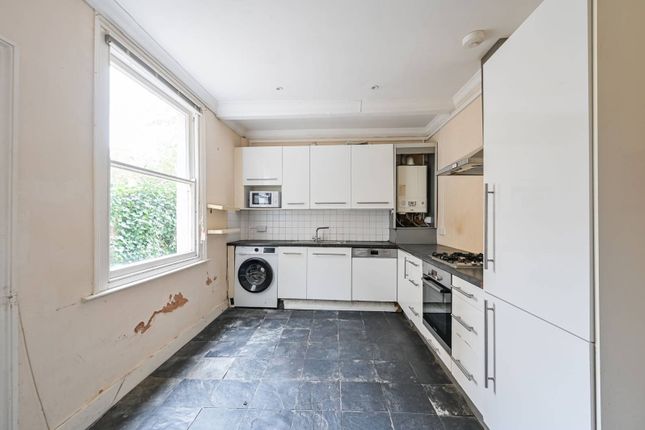 Ranelagh Road, Tottenham, London, N17 4 bed flat for sale