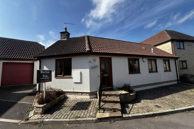 Slades Hill, Templecombe 3 bed detached bungalow for sale
