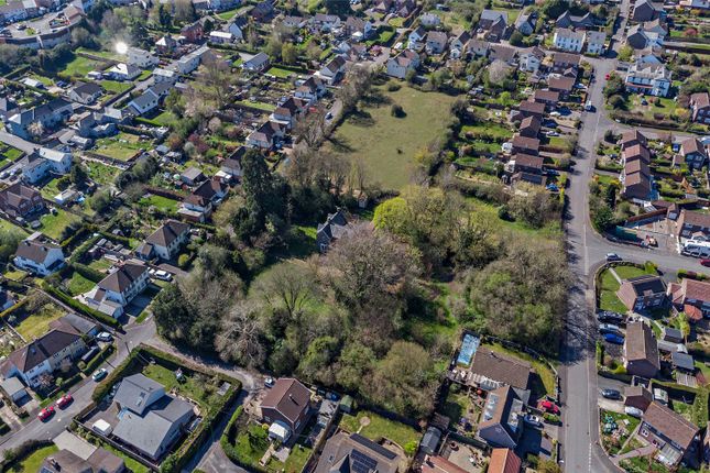 4 bed detached house