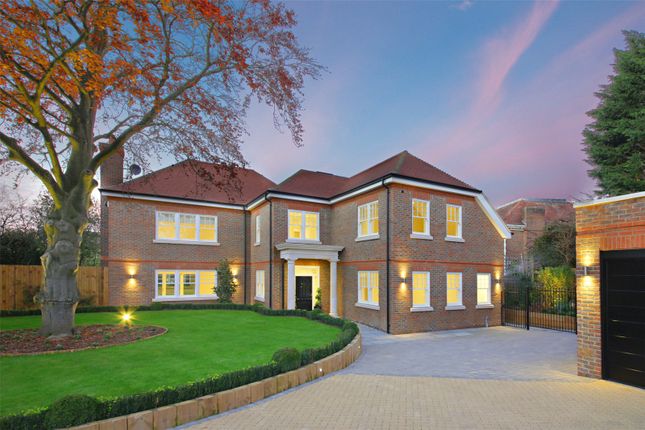 Hayden Close, Arkley, Barnet... 5 bed detached house for sale