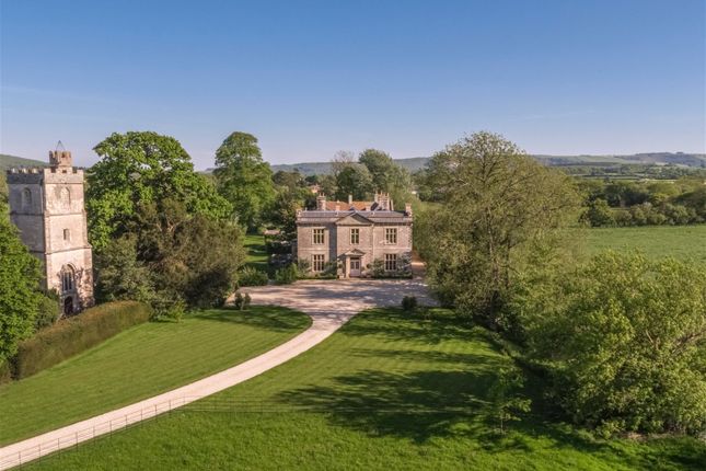 9 bedroom country house for sale
