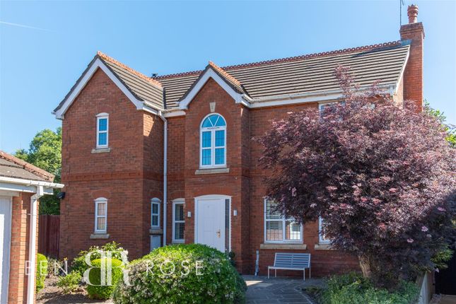 Herons Wharf, Appley Bridge, Wigan 4 bed detached house for sale