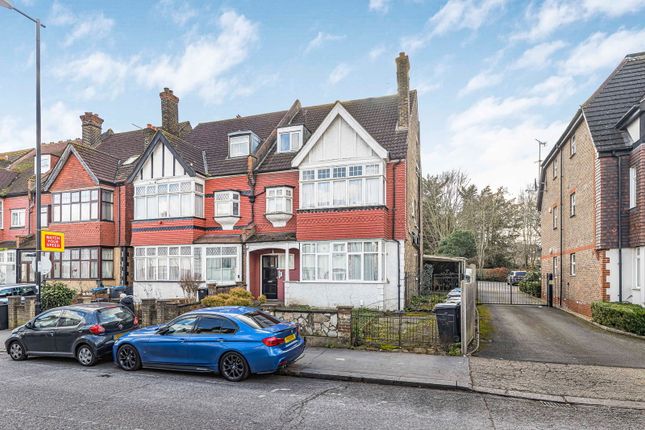Norbury Crescent, London SW16 9 bed end of terrace house for sale