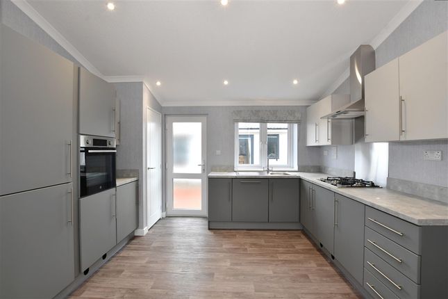 2 bed mobile/park home