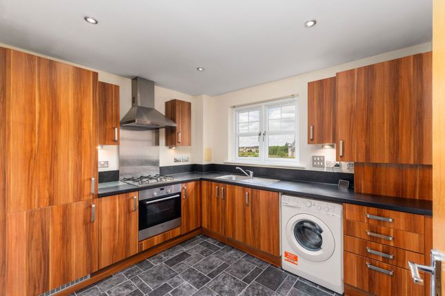 Leyland Road, Bathgate, EH48 2 bed flat for sale