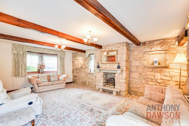 4 bed detached house