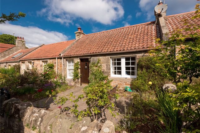 Springwell Cottage, Goose Green Road... 2 bed bungalow for sale