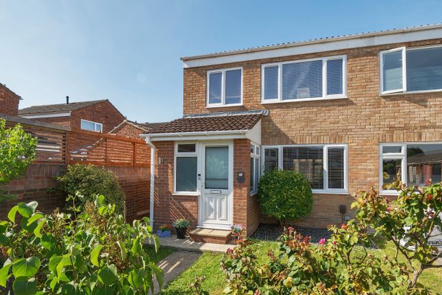 Vixen Close, Hampshire PO14 3 bed semi