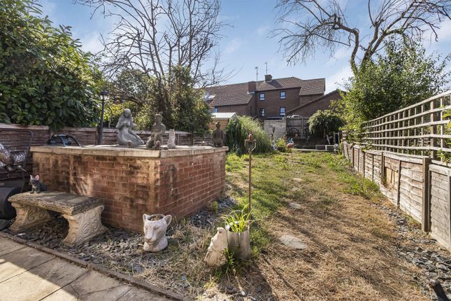 2 bed terraced house