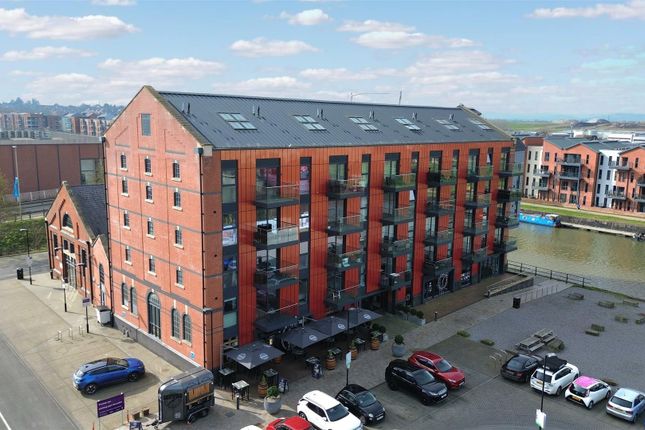 Provender, Gloucester Docks 1 bed apartment for sale