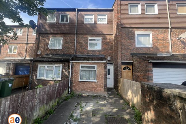 Cole Close, London SE28 4 bed house for sale