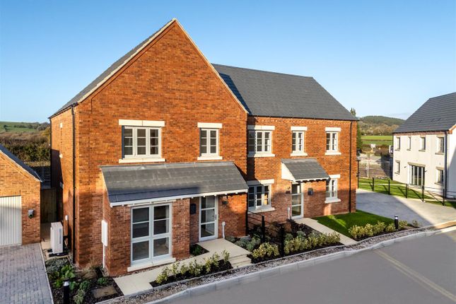 4 bedroom semi-detached house for sale