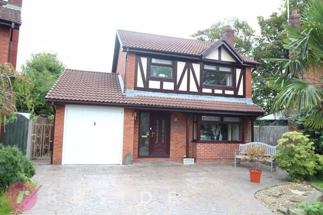 The Woods, Rochdale OL11 3 bed detached house for sale
