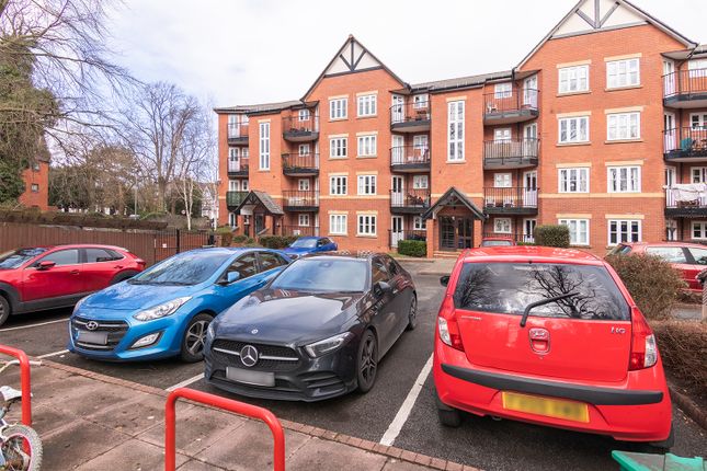 Hagley Road, Birmingham B17 2 bed flat for sale