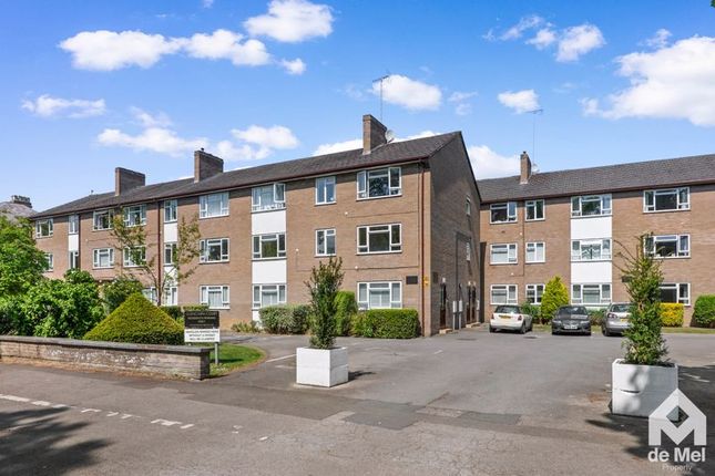 3 bed flat