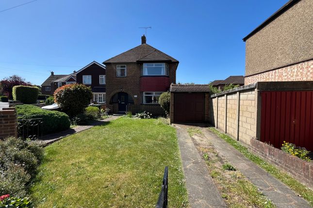 Ashford Crescent, Ashford TW15 3 bed detached house for sale