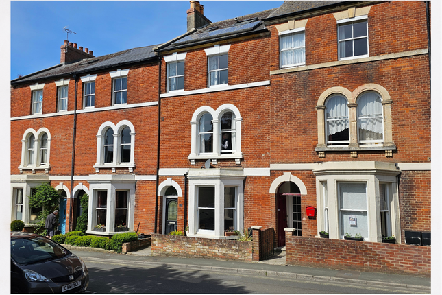 Victoria Grove, Bridport DT6 5 bed townhouse for sale