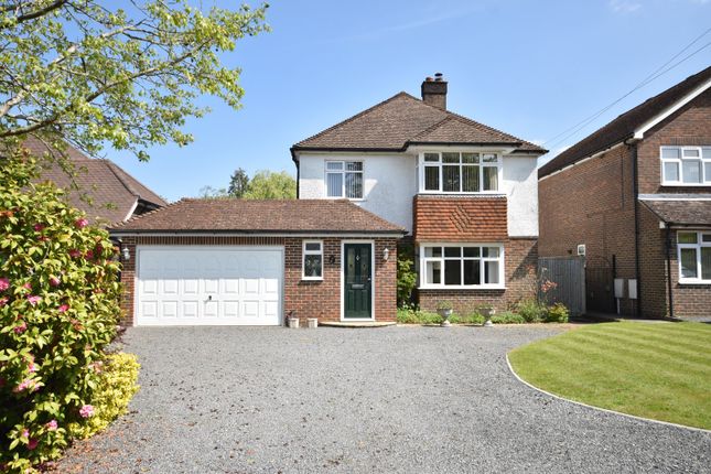 Smallfield, RH6 3 bed detached house for sale