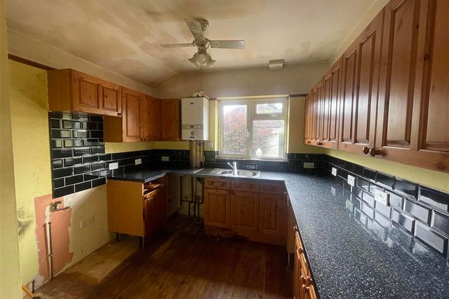 2 bed semi-detached bungalow