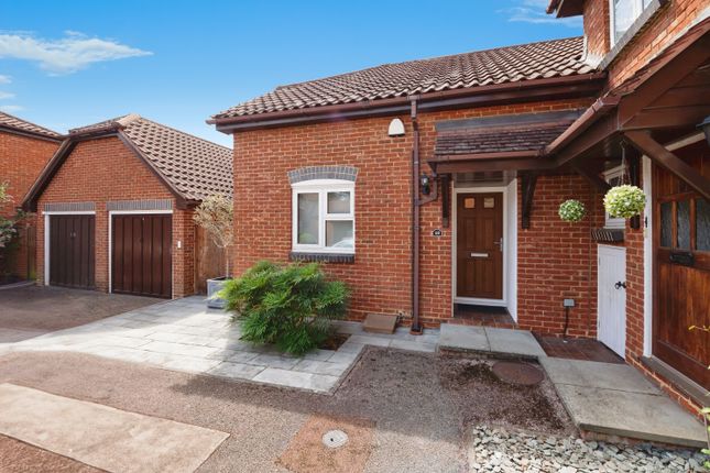 2 bedroom semi-detached bungalow for sale