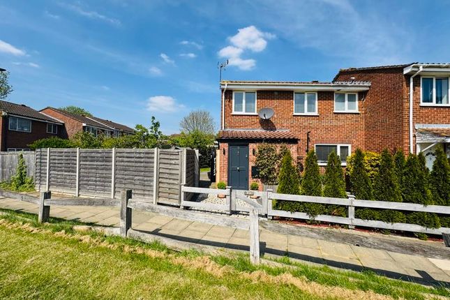 Makepeace Road, Northolt 3 bed end of terrace house for sale