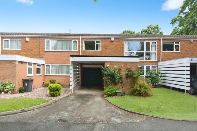 4 bedroom link detached house for sale