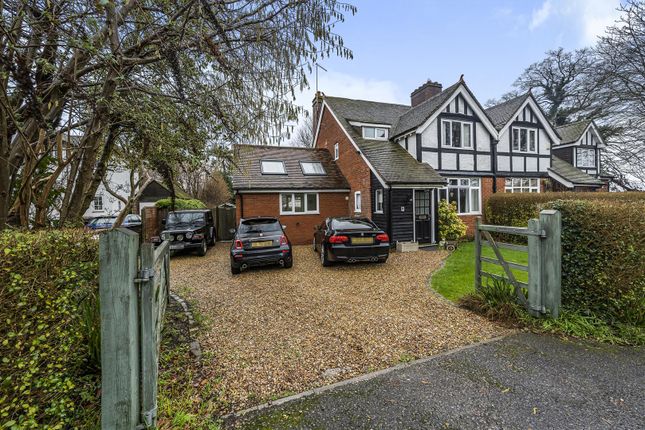 2 bedroom semi-detached house for sale