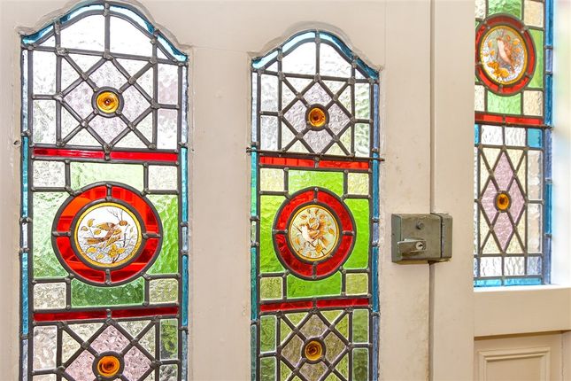 4 bed terraced house