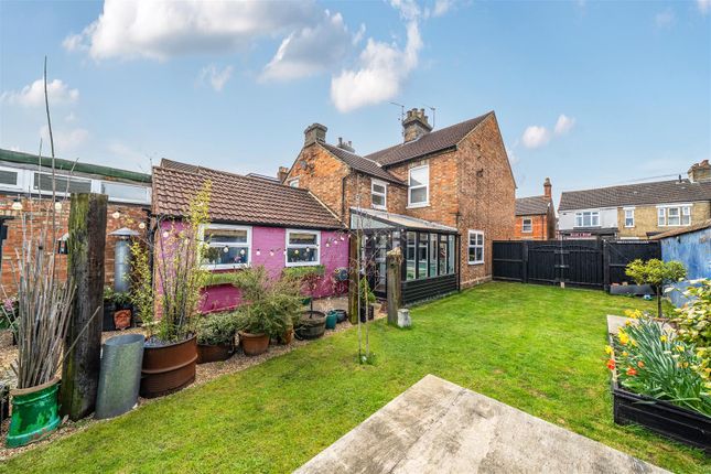 Howbury Street, Bedford 2 bed end of terrace house for sale