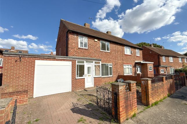 Birnham Place, Montagu Estate... 3 bed semi