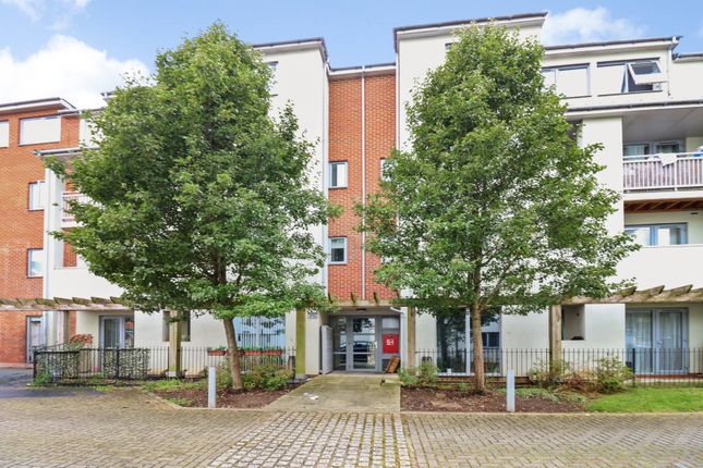 Drummond Grove, Willesborough... 2 bed flat for sale