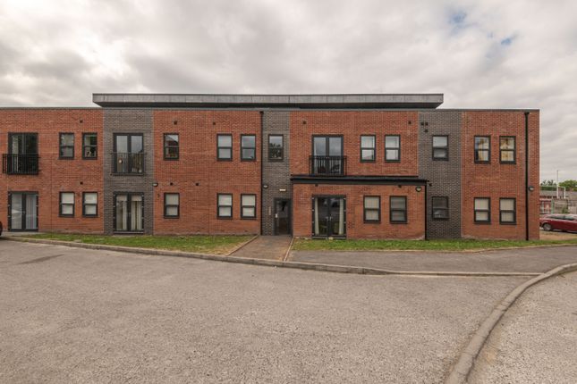 Ash Tree Garth, Leeds LS9 2 bed flat for sale
