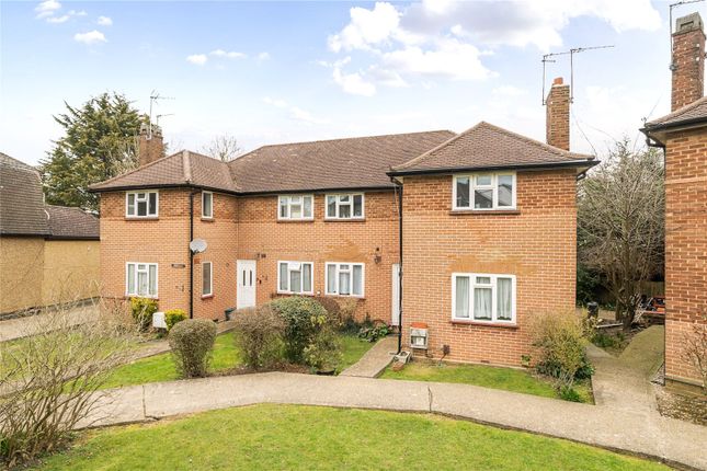 York Road, Northwood, Middlesex 2 bed apartment for sale