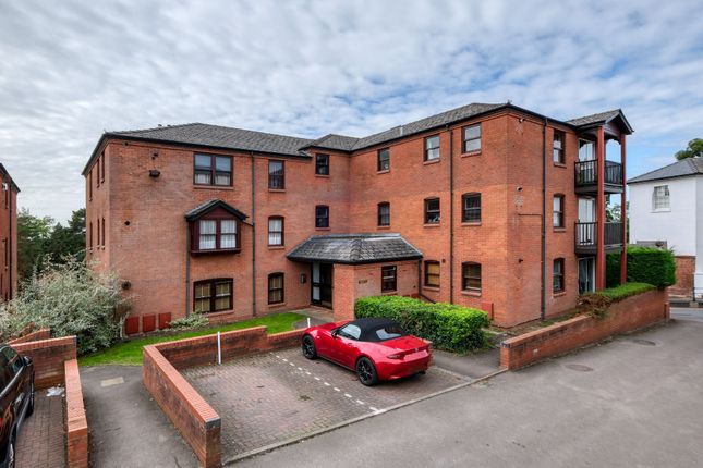 Lansdowne Walk, Worcester, WR3 2 bed ground floor flat for sale