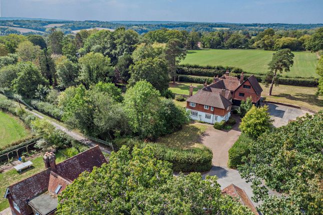 Station Road, Cowden, Edenbridge, Kent 5 bed semi