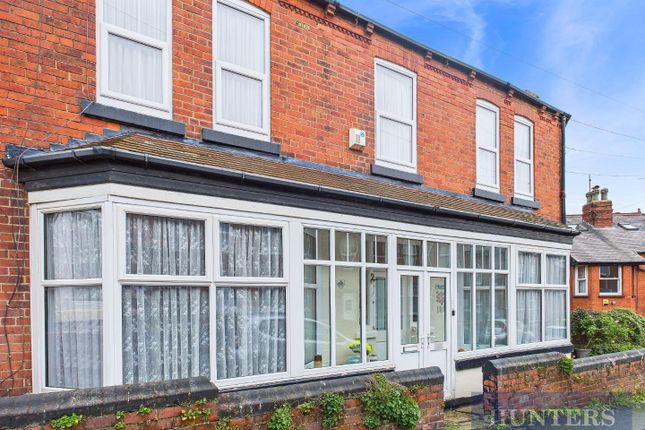 Trafalgar Road, Scarborough 4 bed end of terrace house for sale