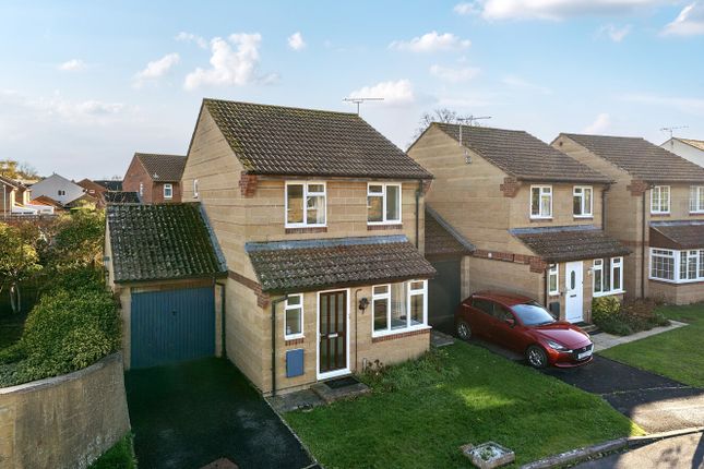 Ladymeade, Ilminster, Somerset, TA19 3 bed detached house for sale