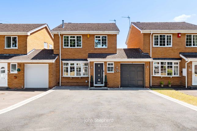 Damson Lane, Solihull, West Midlands... 3 bed link detached house for sale