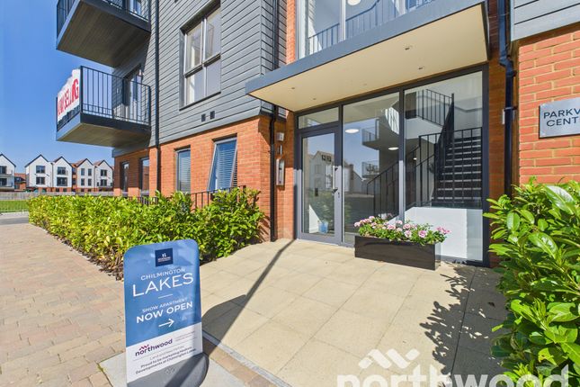 Parkview Central, Chilmington Lakes... 2 bed apartment for sale