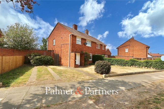 Hawthorn Drive, Ipswich, Suffolk, IP2 3 bed semi