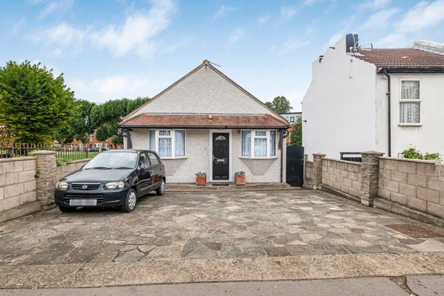 Whitehorse Road, Croydon, CR0 2 bed bungalow for sale