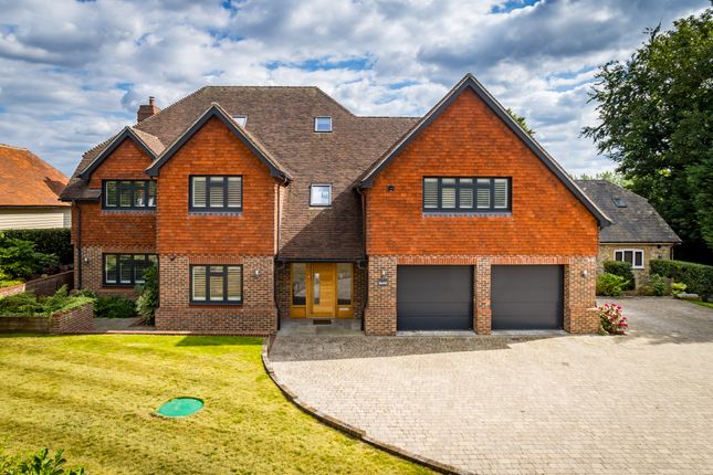 6 bedroom detached house for sale